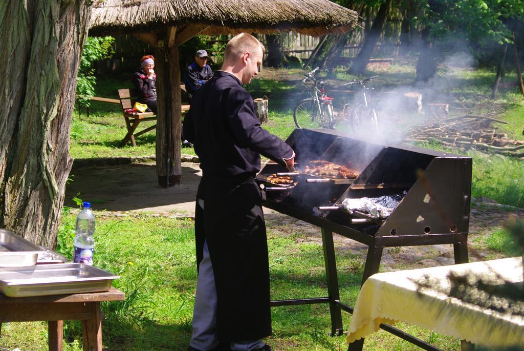 Ferienwohnung Karczma Kuzniak Mlyn Mierzyn  Exterior foto